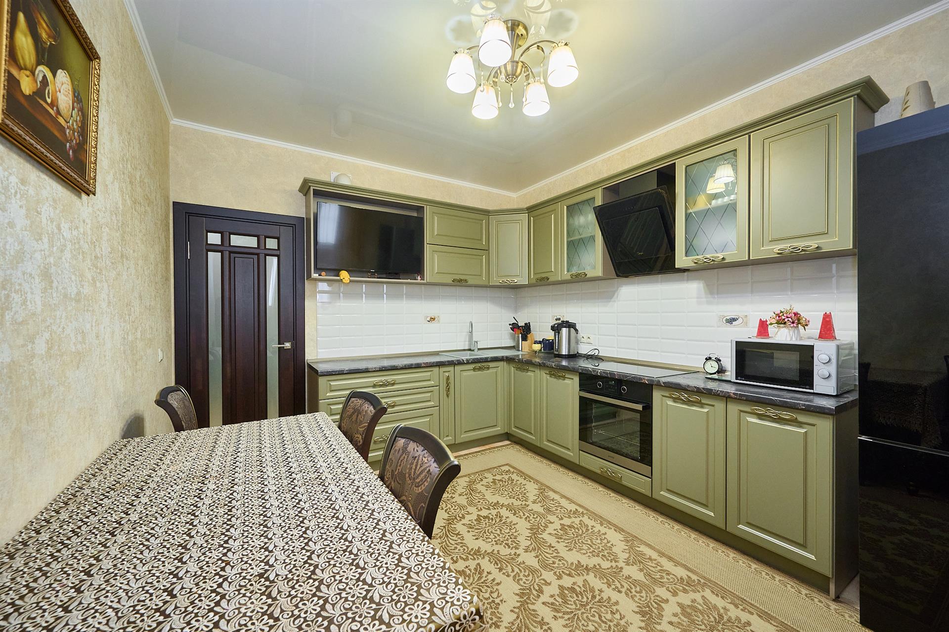 Фото №1: 2-комнатная квартира 65 м² - Краснодар, Центральный внутригородской округ, мкр. Черёмушки, ул. Кубанская, 52