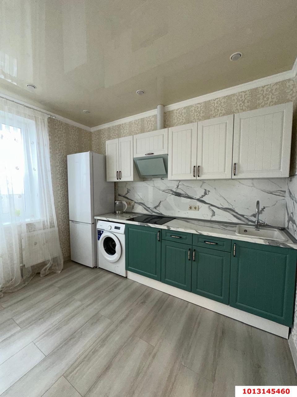 Фото №1: 1-комнатная квартира 39 м² - Российский, Прикубанский внутригородской округ, ул. имени В.М. Комарова, 21Б