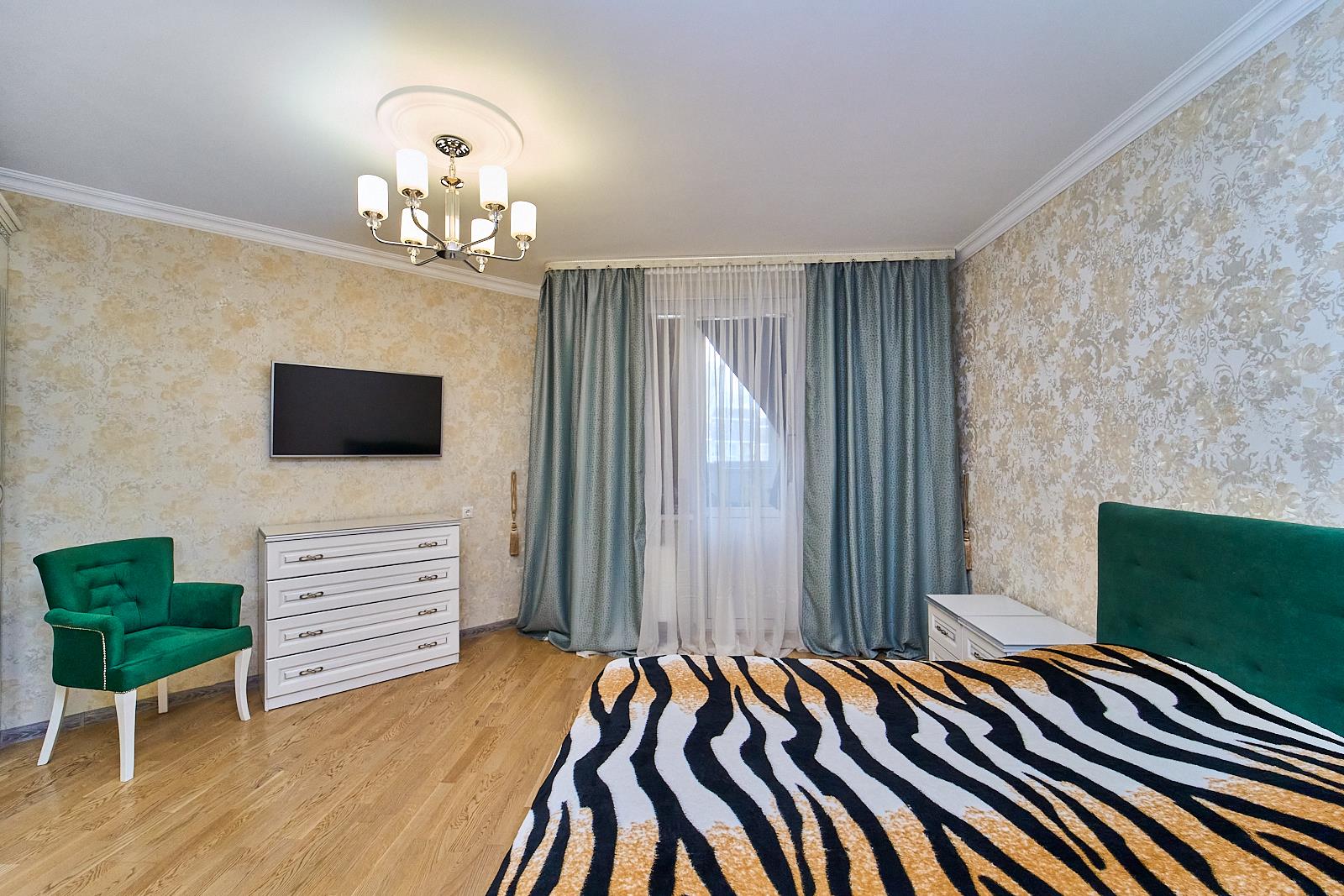 Фото №9: 2-комнатная квартира 79 м² - Краснодар, Карасунский внутригородской округ, жилой комплекс Каскад, мкр. Гидростроителей, ул. имени Дмитрия Благоева, 31к2