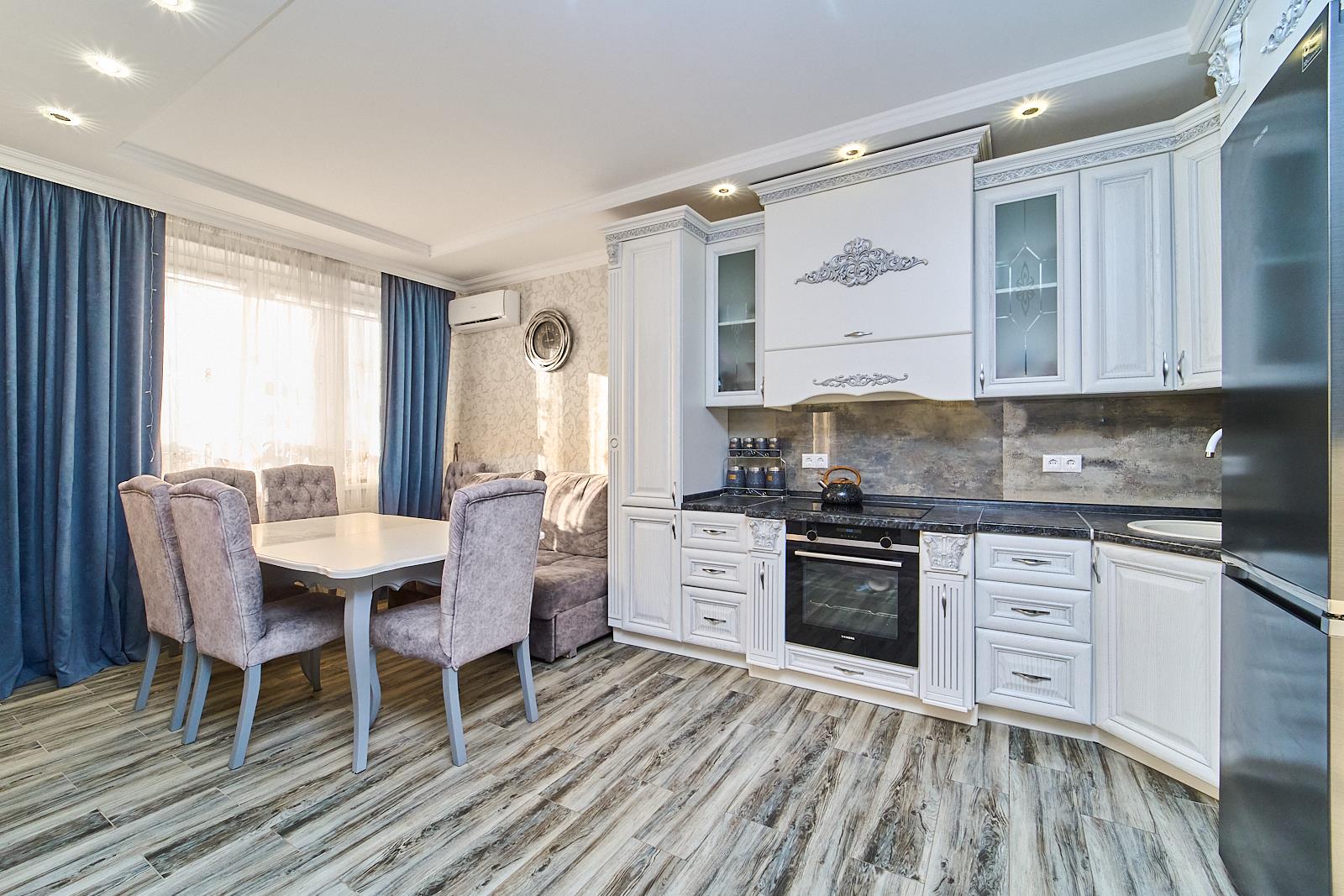 Фото №1: 2-комнатная квартира 79 м² - Краснодар, Карасунский внутригородской округ, жилой комплекс Каскад, мкр. Гидростроителей, ул. имени Дмитрия Благоева, 31к2