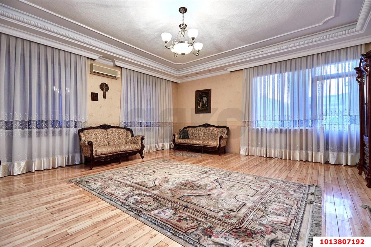 Фото №2: Дом 392 м² + 4.9 сот. - Краснодар, мкр. Западный внутригородской округ, ул. имени Тургенева, 38/3