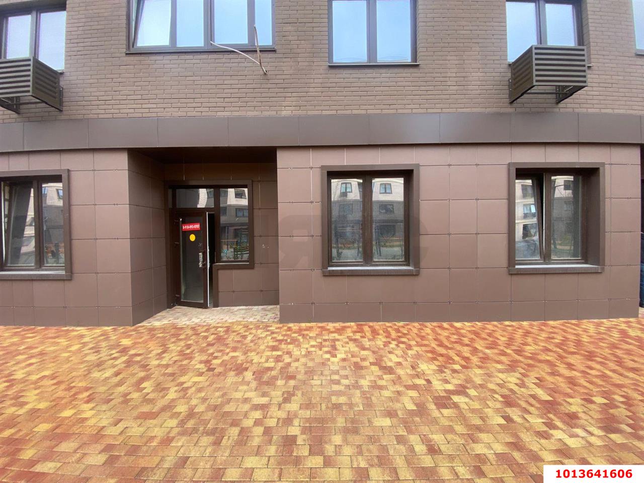 Фото №3: Торговое помещение 112 м² - Краснодар, жилой комплекс Новые Сезоны, ул. Скандинавская, 1к11