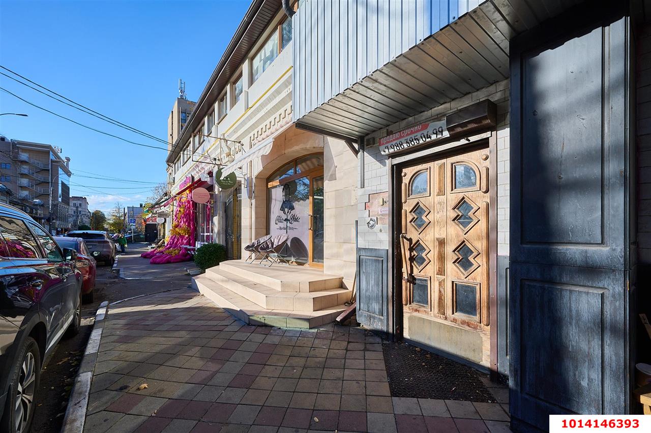 Фото №6: Торговое помещение 200 м² - Краснодар, Центральный, ул. Красноармейская, 81