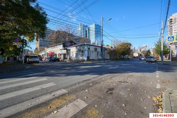 Фото №1: Торговое помещение 200 м² - Краснодар, мкр. Центральный, ул. Красноармейская, 81