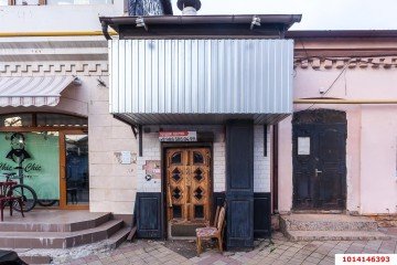 Фото №1: Торговое помещение 200 м² - Краснодар, мкр. Центральный, ул. Красная, 118