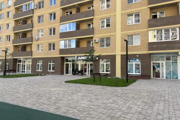 Фото №3: Коммерция 41 м² - Краснодар, мкр. жилой комплекс Дыхание, ул. Лётчика Позднякова, 2к20