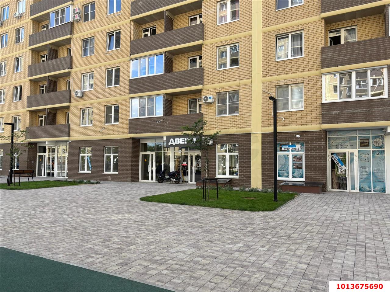 Фото №3: Торговое помещение 42 м² - Краснодар, жилой комплекс Дыхание, ул. Лётчика Позднякова, 2к20