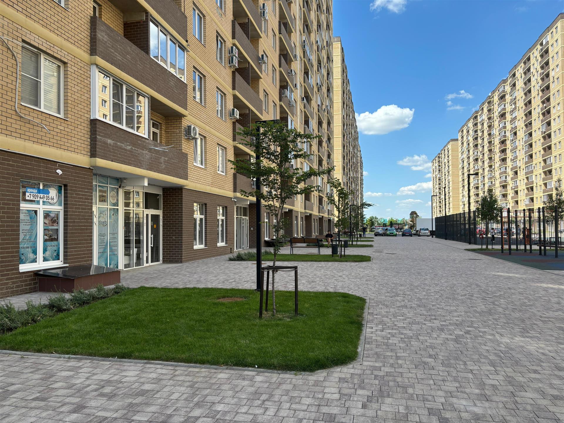 Фото №2: Коммерция 41 м² - Краснодар, Прикубанский внутригородской округ, мкр. жилой комплекс Дыхание, ул. Лётчика Позднякова, 2к20