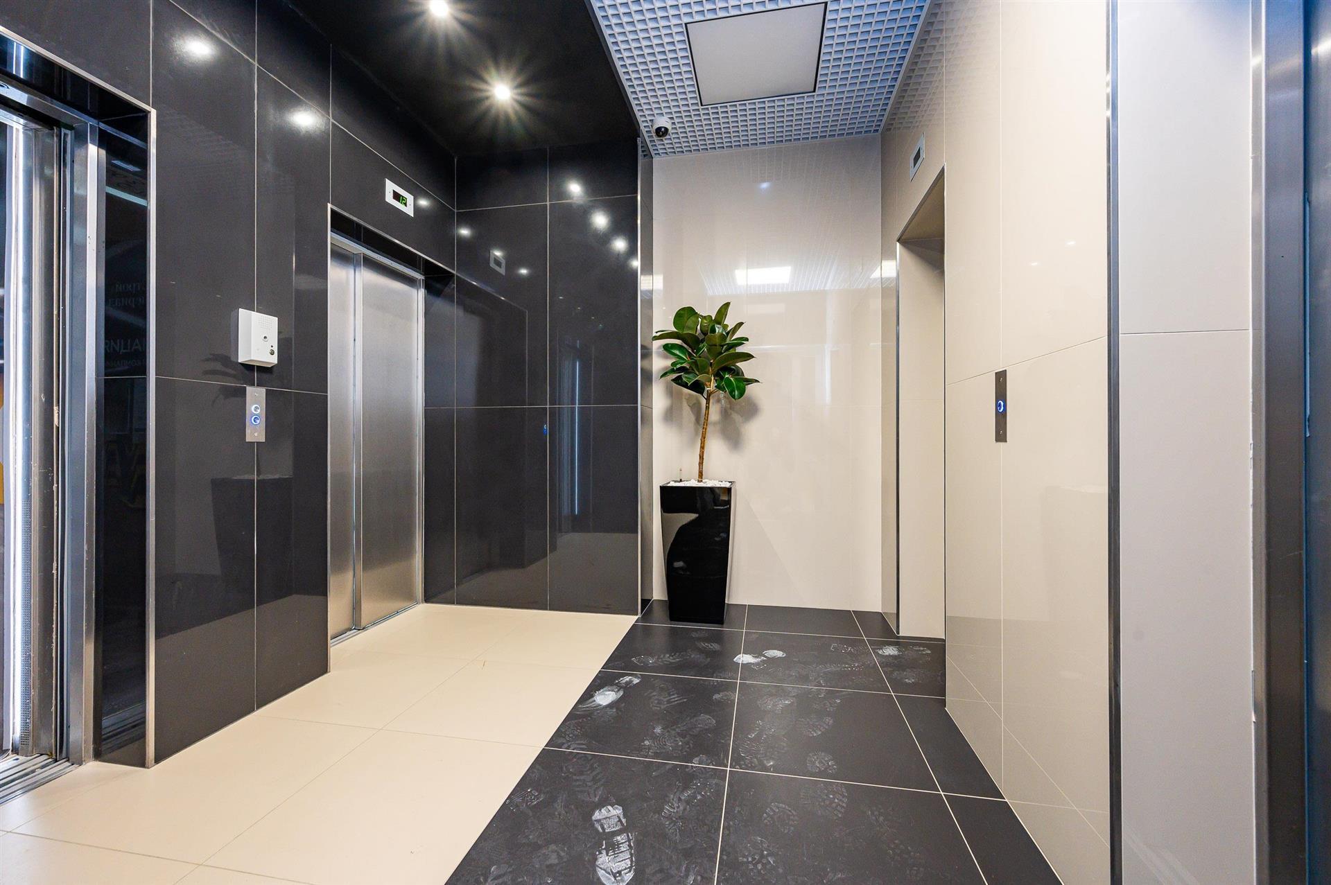 Фото №11: Коммерция 33 м² - Краснодар, жилой комплекс Сказка Град, мкр. Карасунский внутригородской округ, ул. имени В.Н. Мачуги, 166А