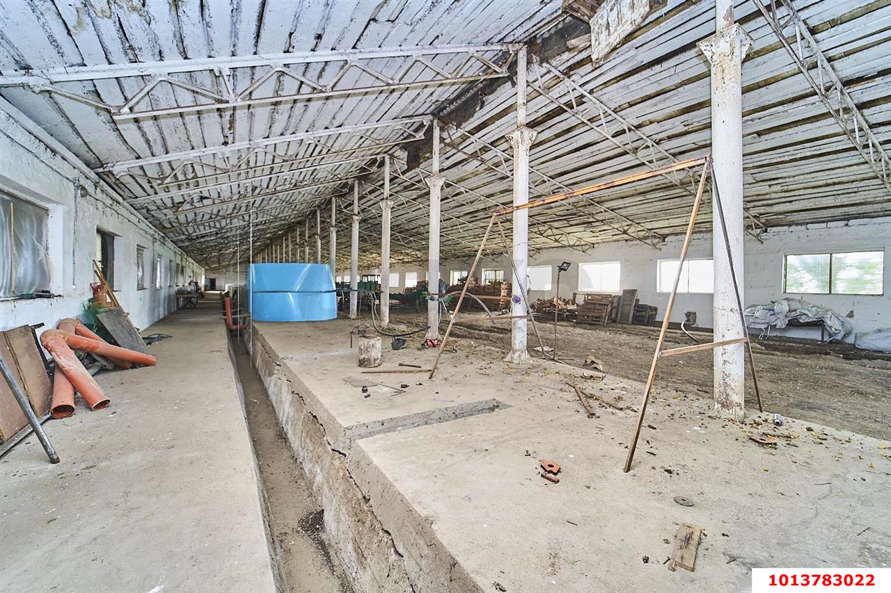 Фото №4: Коммерция 1354 м² - Медвёдовская, Прикубанский внутригородской округ, Завод Измерительных Приборов, мкр. жилой комплекс Москва, ул. Пушкина, 23