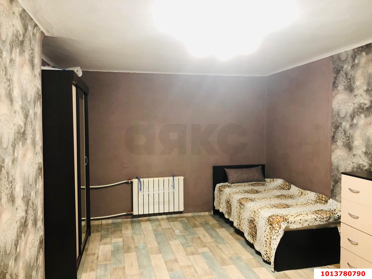 Фото №1: Часть дома 42 м² + 1 сот. - Краснодар, Центральный, ул. Кирова, 17
