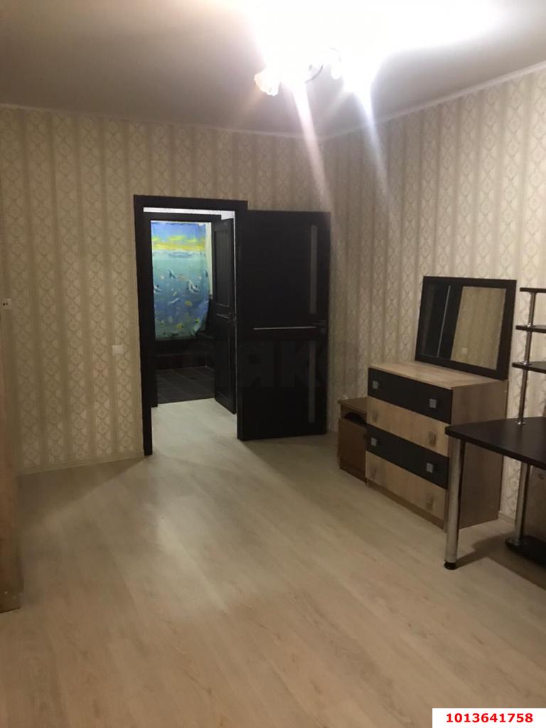 Фото №3: 3-комнатная квартира 98 м² - Краснодар, Гидростроителей, ул. имени Игнатова, 2/1