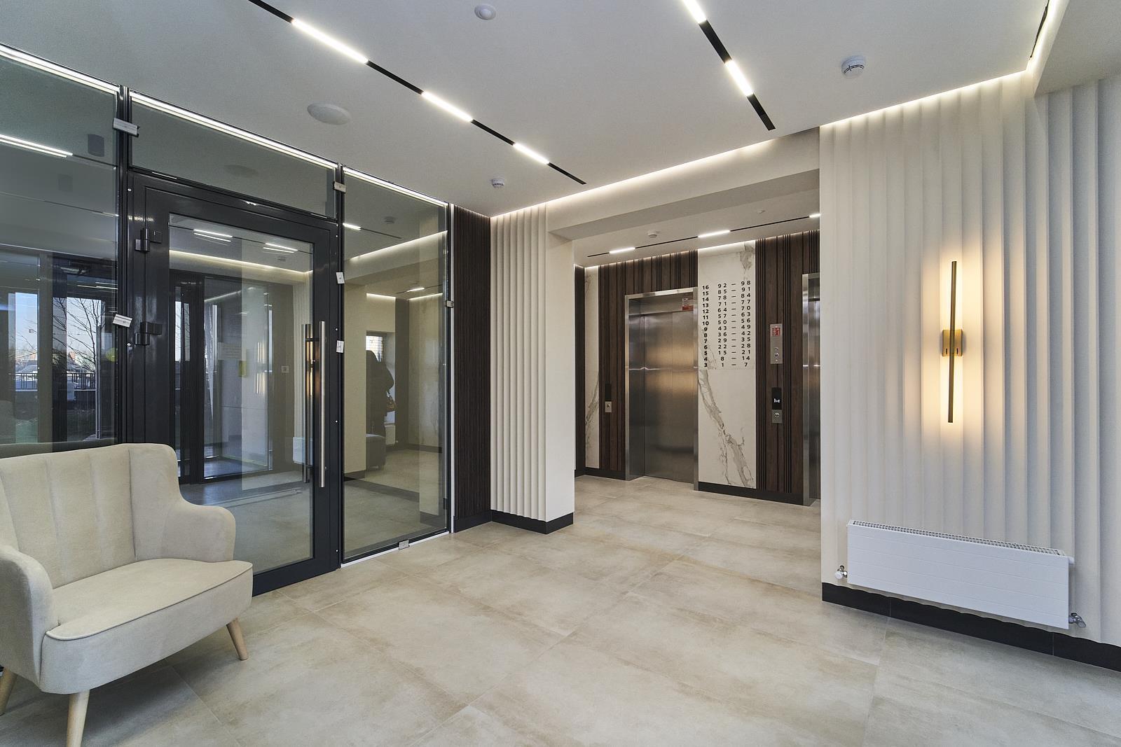 Фото №6: 2-комнатная квартира 70 м² - Краснодар, Центральный внутригородской округ, мкр. Черёмушки, ул. Обрывная, 132/1к1