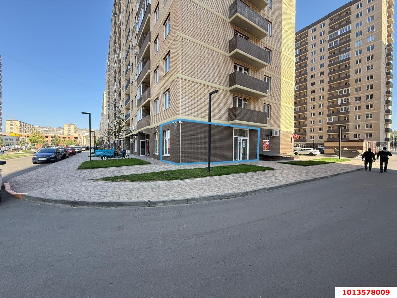 Фото №1: Торговое помещение <span class="whitespace-nowrap">30 м²</span>, <span class="whitespace-nowrap">1/16 эт.</span> - Краснодар, Прикубанский внутригородской округ, мкр. жилой комплекс Дыхание, ул. Лётчика Позднякова, 2к24