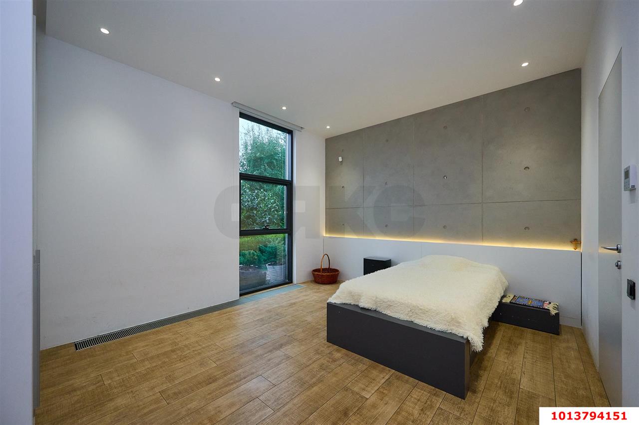 Фото №11: Дом 340 м² + 7.5 сот. - Краснодар, ул. Ивана Беличенко, 48