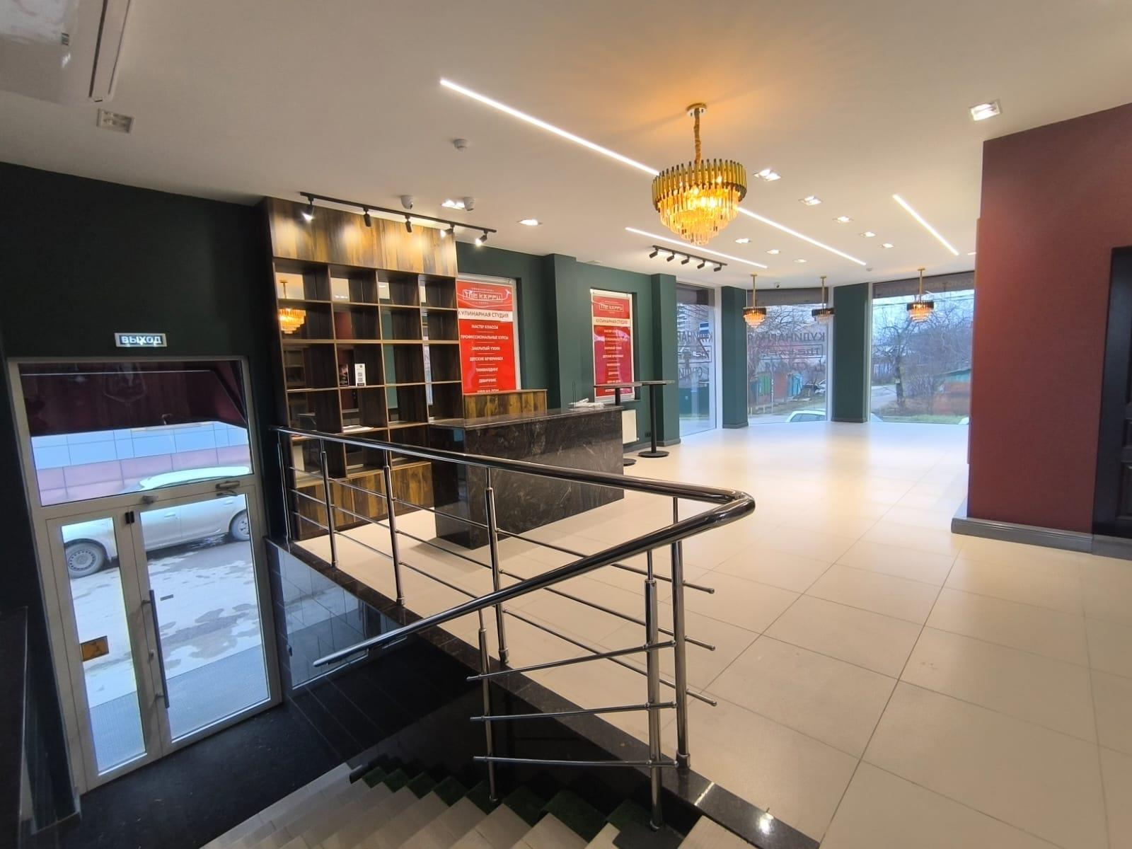 Фото №11: Коммерция 637 м² - Краснодар, Центральный внутригородской округ, Покровка, мкр. Центральный, ул. Корницкого, 67/1