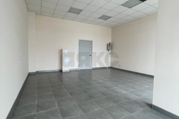 Фото №1: Торговое помещение 44 м² - Краснодар, мкр. Молодёжный, ул. Дубравная, 1