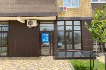 Фото №1: Торговое помещение 44 м² - Краснодар, мкр. Молодёжный, ул. Дубравная, 1