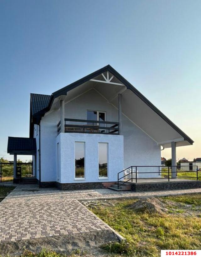 Фото №3: Дом 211 м² + 10 сот. - Новодмитриевская, ул. Новая, 22