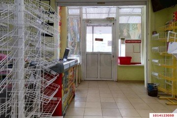 Фото №3: Торговое помещение 162 м² - Российский, мкр. Прикубанский внутригородской округ, ул. Тверская, 15