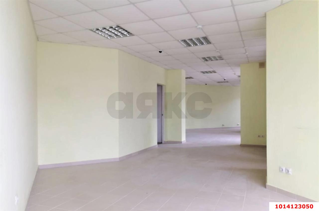 Фото №4: Торговое помещение 162 м² - Российский, Прикубанский внутригородской округ, ул. Тверская, 21