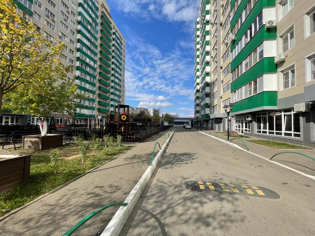 Фото №7: Коммерция 45 м² - Краснодар, Гидростроителей, Карасунский внутригородской округ, жилой комплекс Грин Парк, мкр. Участок №35, ул. имени Дмитрия Благоева, 29к1