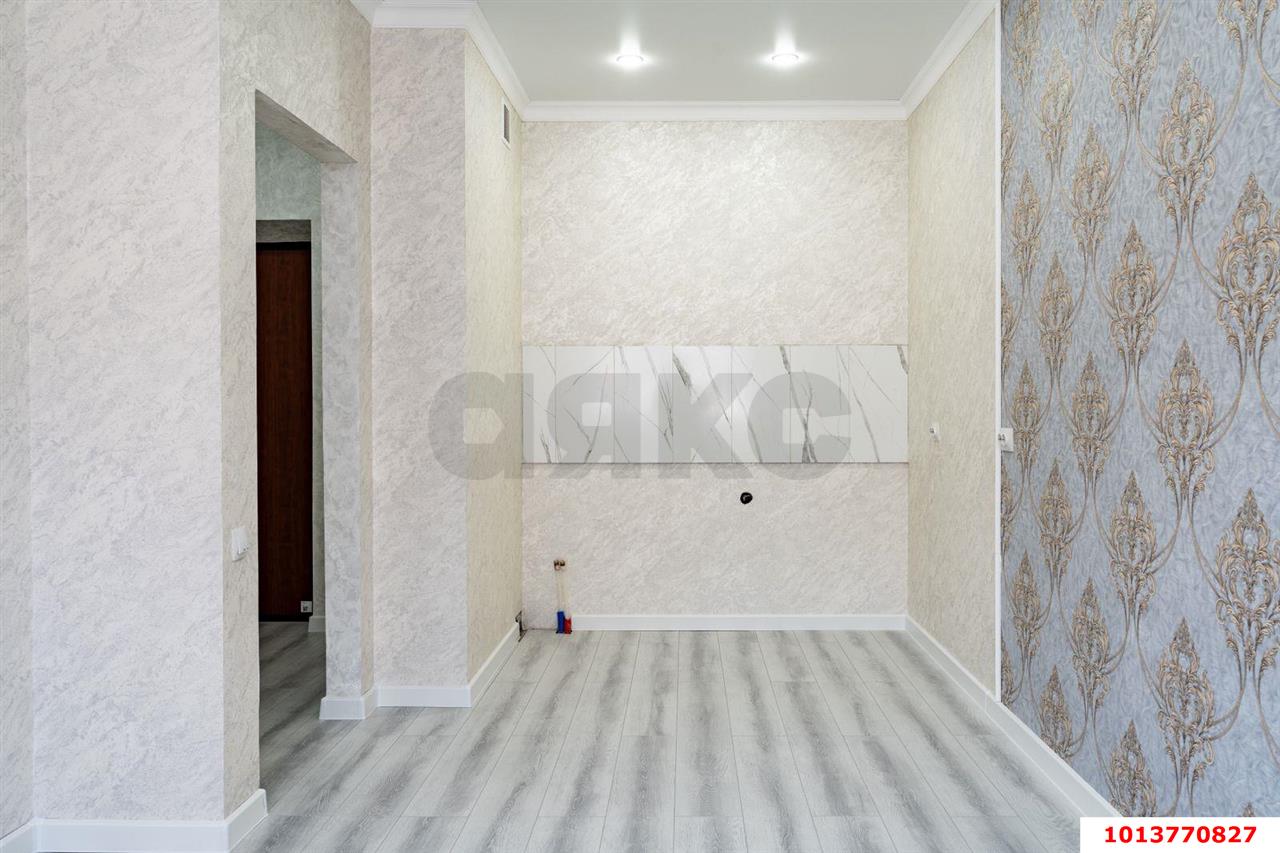Фото №2: 1-комнатная квартира 32 м² - Краснодар, жилой комплекс Ракурс, ул. имени Героя Ростовского, 8к7