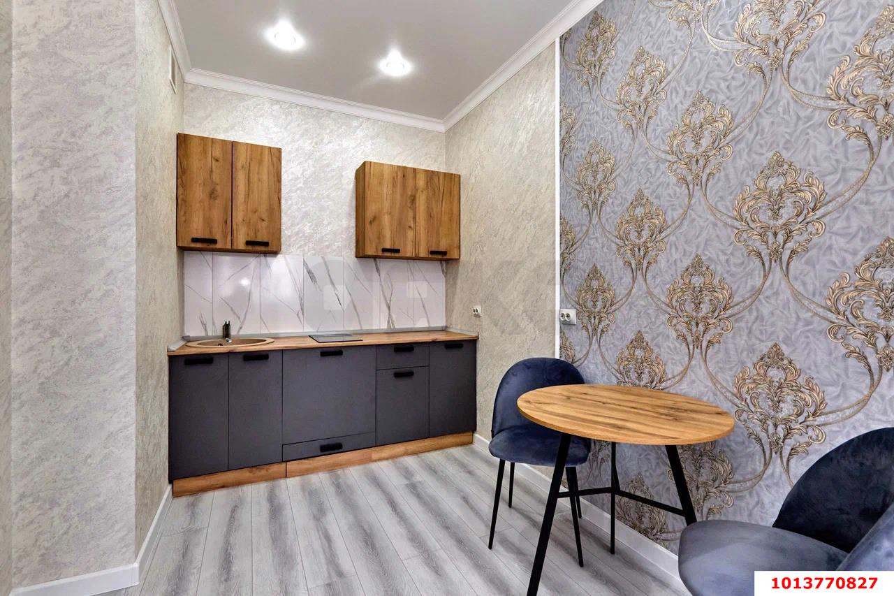Фото №3: 1-комнатная квартира <span class="whitespace-nowrap">32 м²</span>, <span class="whitespace-nowrap">12/19 эт.</span> - Краснодар, Прикубанский внутригородской округ, мкр. жилой комплекс Ракурс, ул. имени Героя Ростовского, 8к7