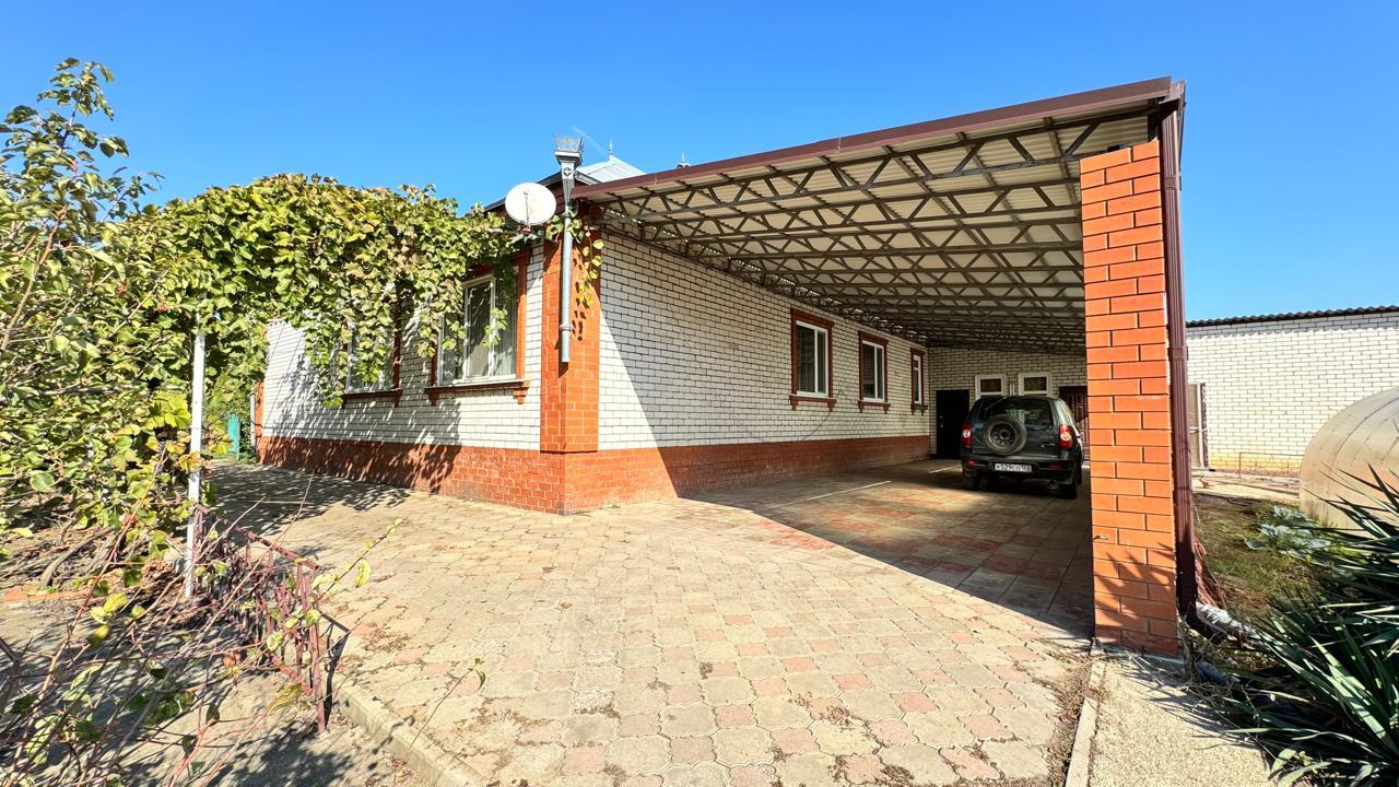 Фото №18: Дом 207 м² + 20 сот. - Новомышастовская, мкр. Прикубанский внутригородской округ, ул. Ленина, 2А