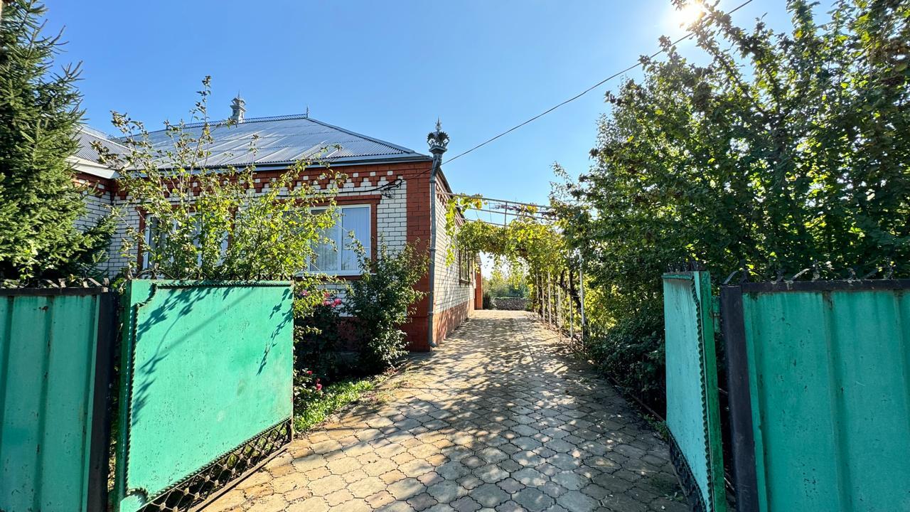 Фото №16: Дом 207 м² + 20 сот. - Новомышастовская, мкр. Прикубанский внутригородской округ, ул. Ленина, 2А