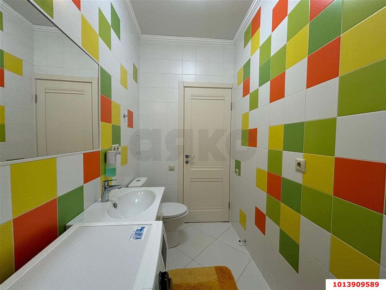 Фото №10: 1-комнатная квартира <span class="whitespace-nowrap">54 м²</span>, <span class="whitespace-nowrap">3/6 эт.</span> - Краснодар, Прикубанский внутригородской округ, мкр. Немецкая Деревня, ул. Баварская, 17