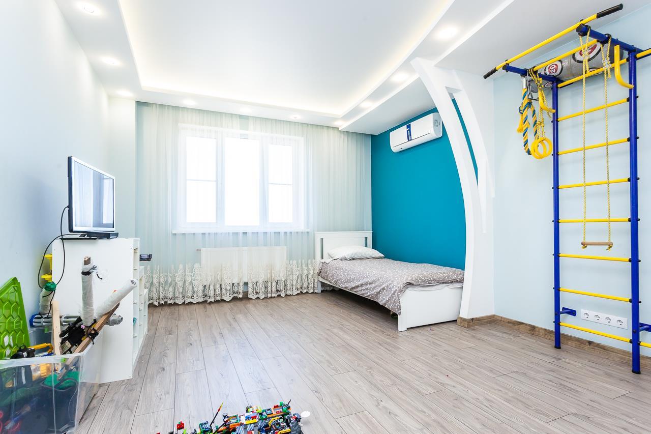 Фото №12: 4-комнатная квартира 140 м² - Краснодар, ул. Александра Покрышкина, 2/2