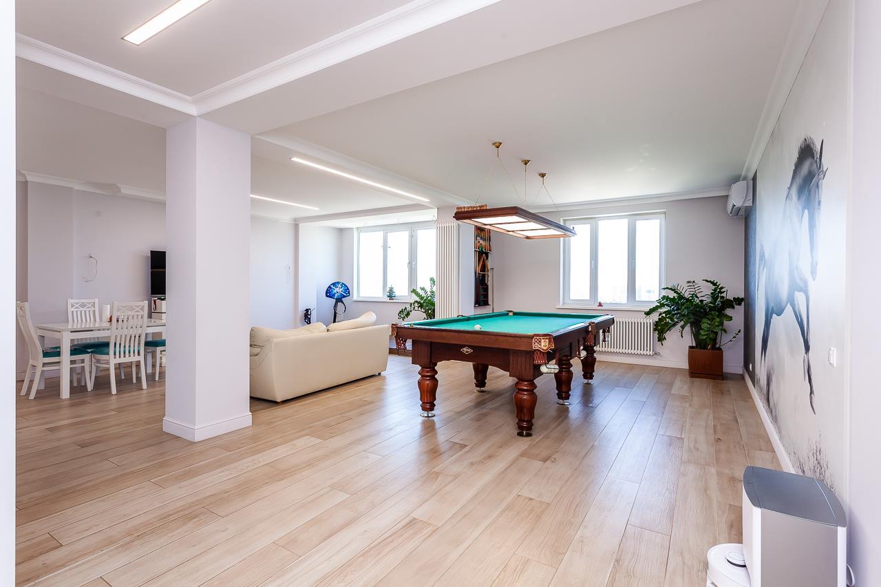 Фото №3: 4-комнатная квартира 140 м² - Краснодар, ул. Александра Покрышкина, 2/2