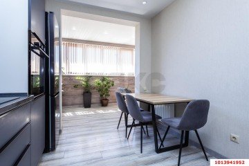 Фото №1: 2-комнатная квартира 61 м² - Краснодар, мкр. жилой комплекс Россинский Парк, ул. Командорская, 15