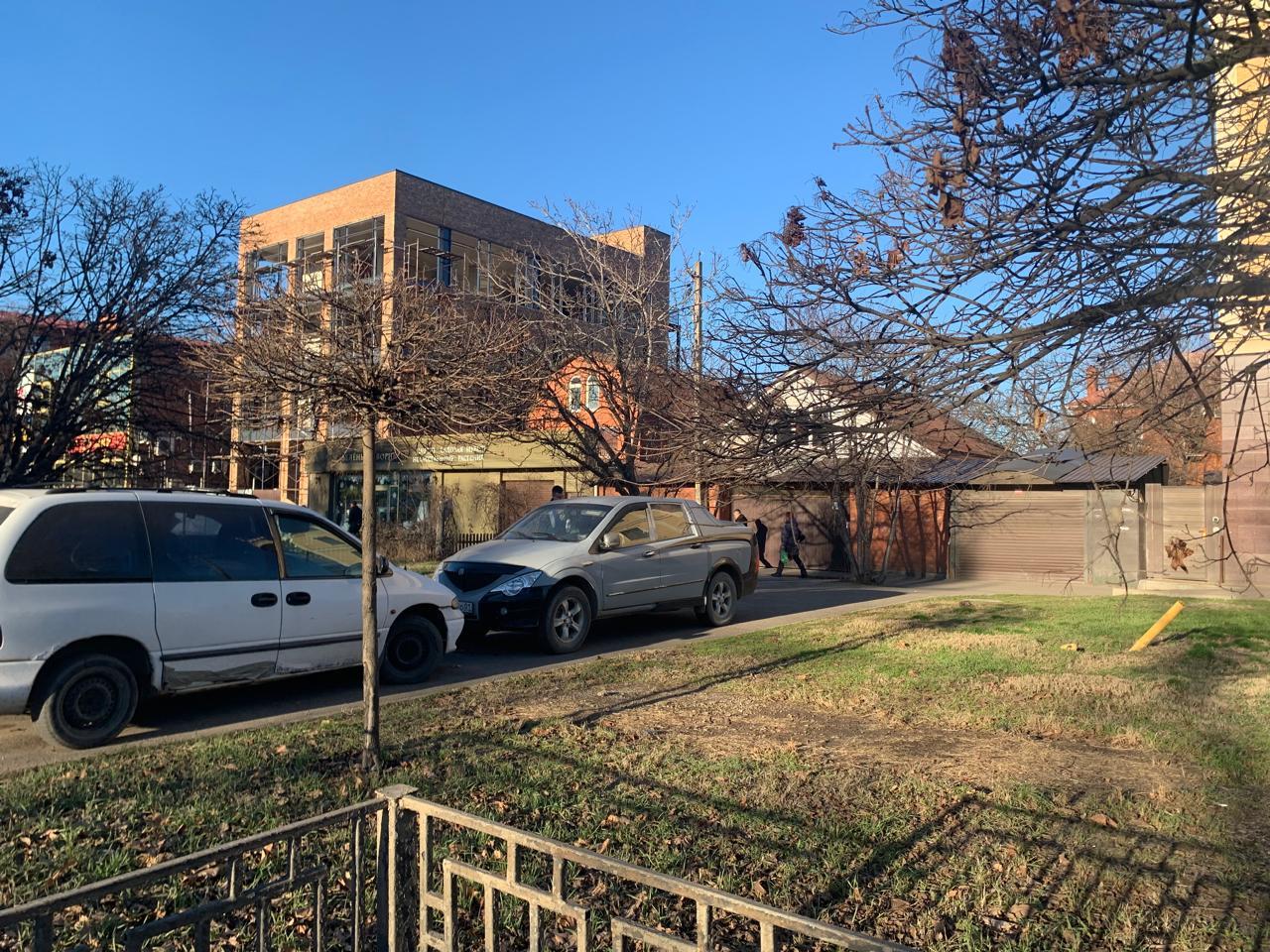 Фото №7: Коммерция 5 м² - Краснодар, ул. Красных Партизан, 169