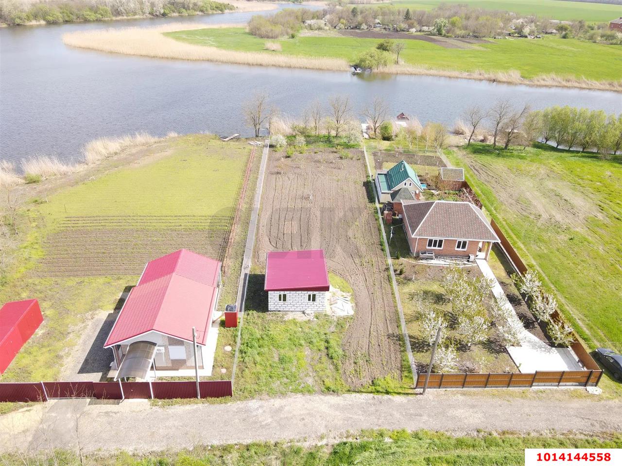 Фото №1: Земельный участок 15 сот. - Медведовская, ул. Северная, 72