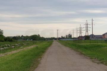 Фото №1: Земельный участок 7 сот. - Пригородный, мкр. Карасунский внутригородской округ, ул. Макара Ляпина, 10