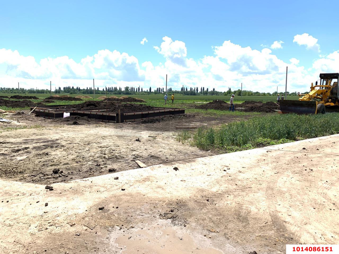 Фото №2: Земельный участок 7 сот. - Пригородный, мкр. Карасунский внутригородской округ, ул. Макара Ляпина, 10