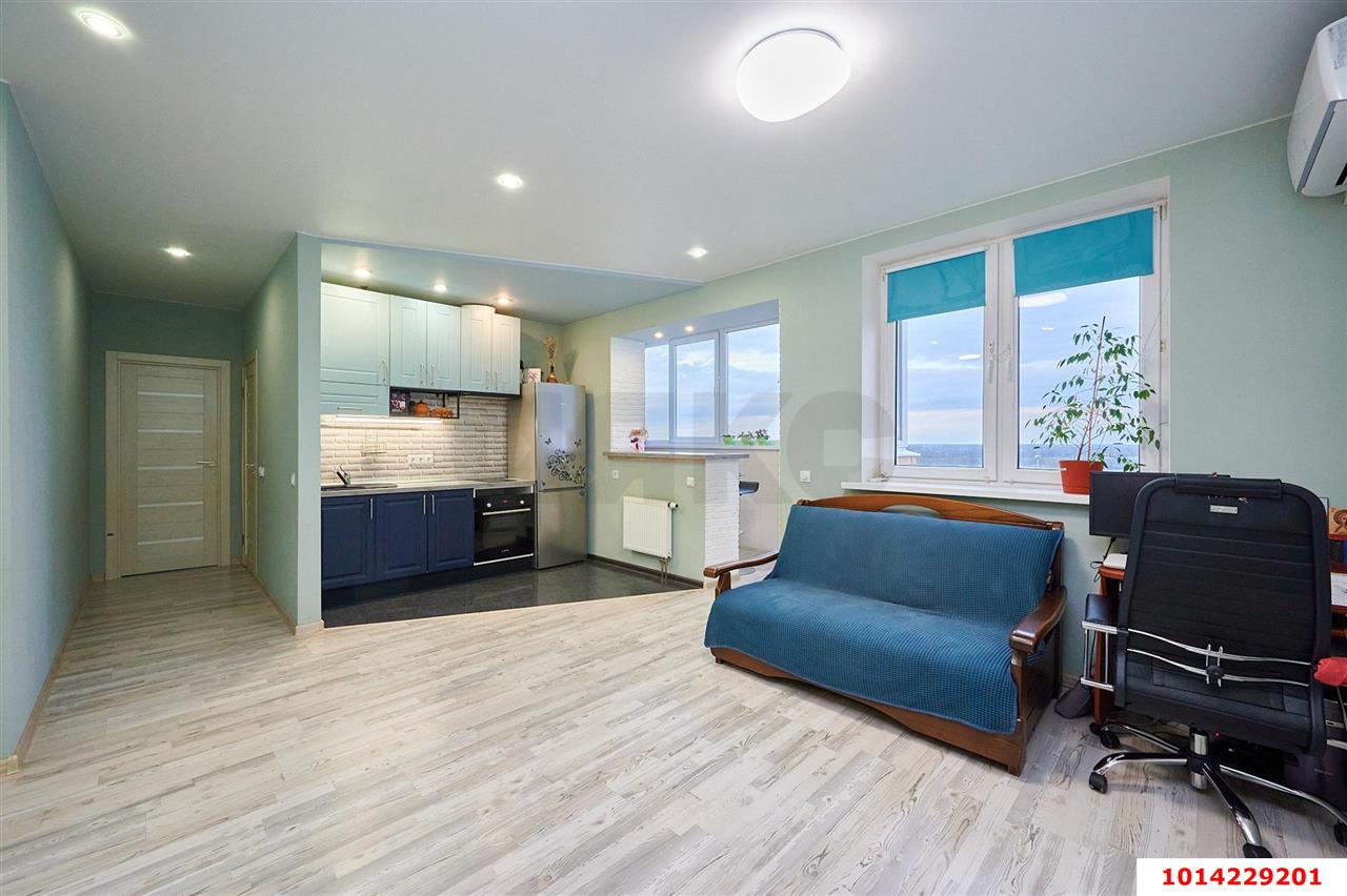 Фото №2: 1-комнатная квартира 47 м² - Краснодар, Прикубанский внутригородской округ, Славянский, мкр. Светлоград, ул. Красных Партизан, 1/4к1