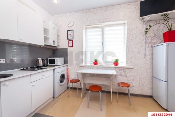 Фото №1: 3-комнатная квартира 51 м² - Краснодар, мкр. Отделение № 3 совхоза Солнечный, 