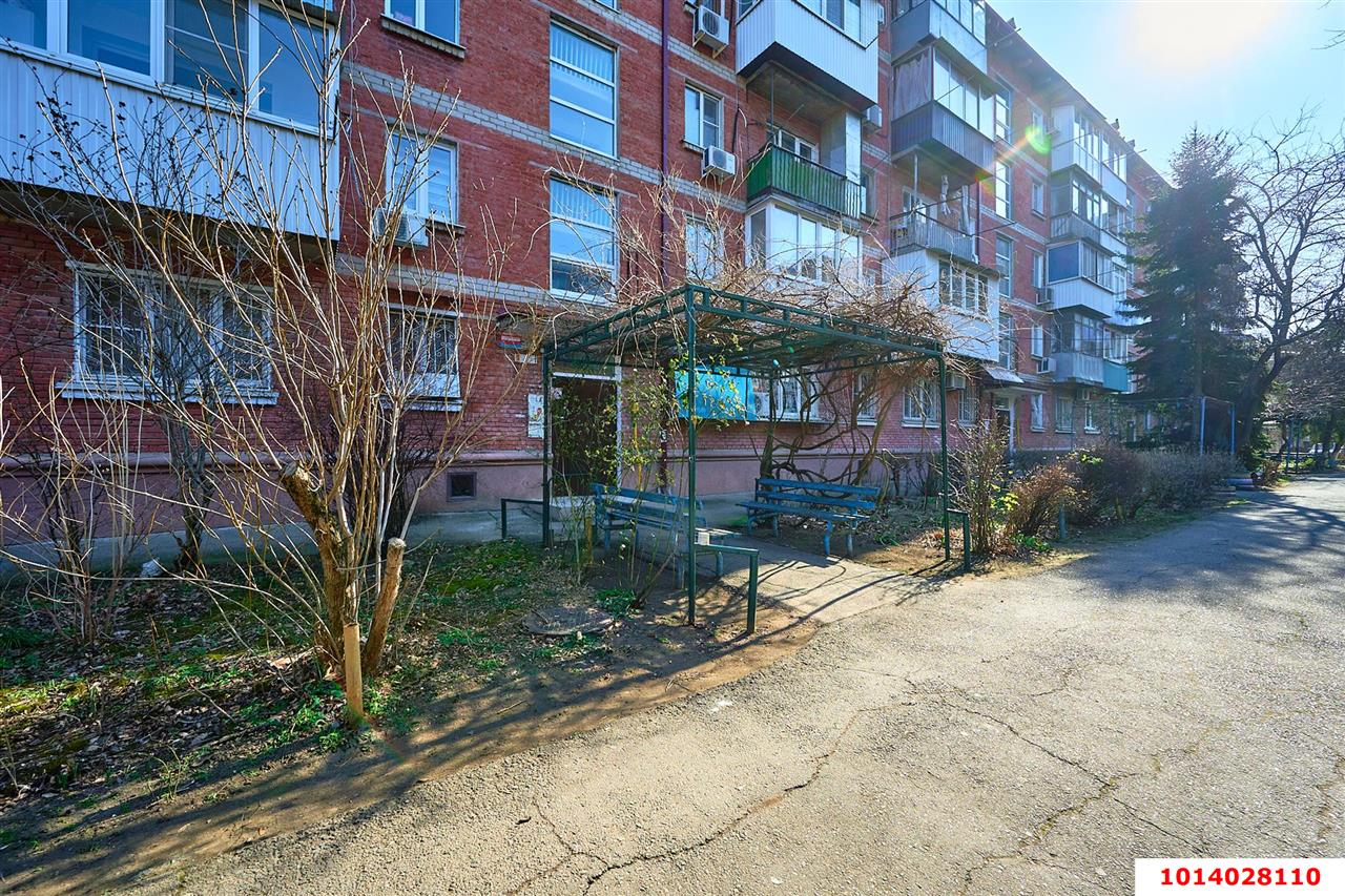 Фото №1: 3-комнатная квартира 60 м² - Краснодар, Центральный, ул. Котовского, 96