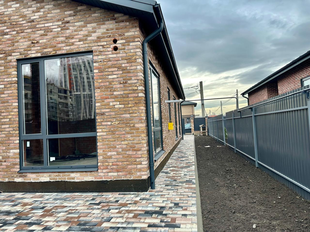 Фото №5: Дом 130 м² + 4.5 сот. - Краснодар, Прикубанский внутригородской округ, п. коттеджный  Кореновская Усадьба