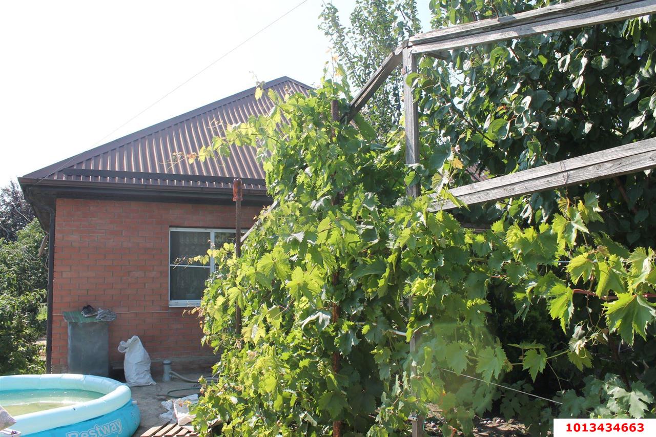 Фото №1: Дом 122 м² + 4 сот. - № 2 АО ЮГТЕКС, Прикубанский внутригородской округ, ул. Яблоневая, 364