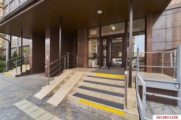 Фото №3: 3-комнатная квартира 101 м² - Краснодар, мкр. Центральный, ул. Октябрьская, 181/2