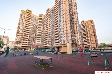 Фото №1: 3-комнатная квартира 101 м² - Краснодар, мкр. Центральный, ул. Октябрьская, 181/2