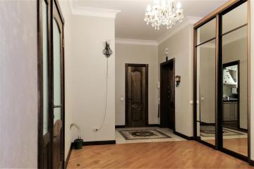 Фото №5: 3-комнатная квартира 101 м² - Краснодар, мкр. Центральный, ул. Октябрьская, 181/2