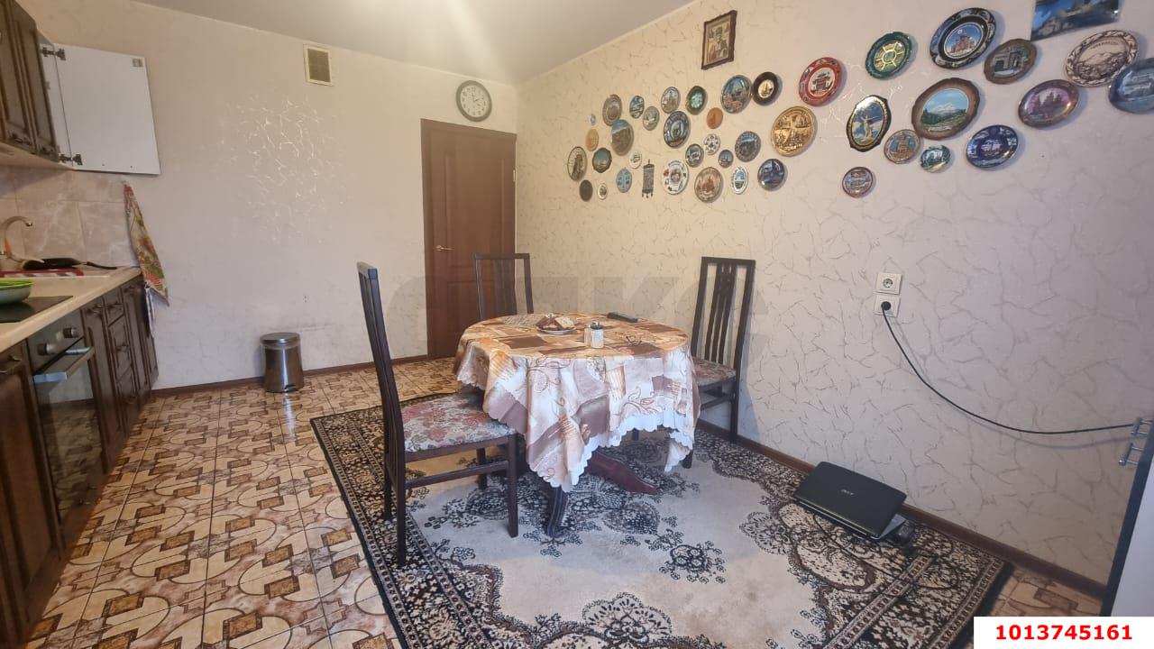 Фото №2: 2-комнатная квартира 70 м² - Краснодар, Юбилейный, пр-кт Чекистов, 24/1