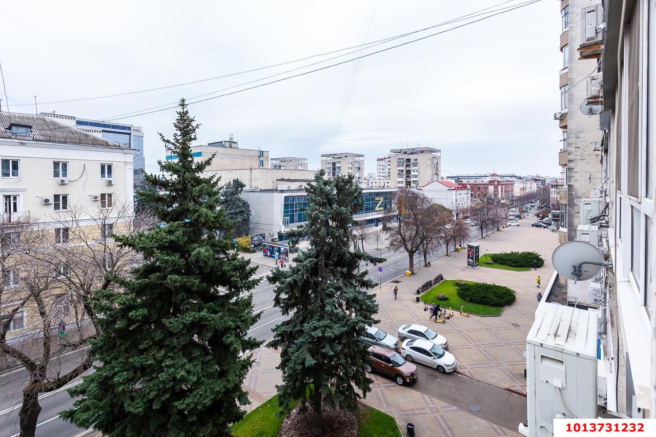 Фото №1: 2-комнатная квартира 56 м² - Краснодар, Западный внутригородской округ, ул. Красная, 33