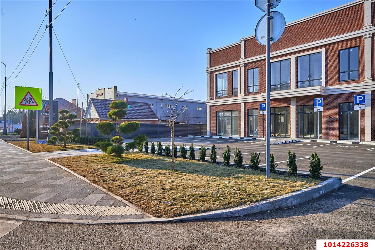 Фото №10: Коммерция 1176 м² - Динская, Прикубанский внутригородской округ, мкр. Витаминкомбинат, ул. Красная, 93