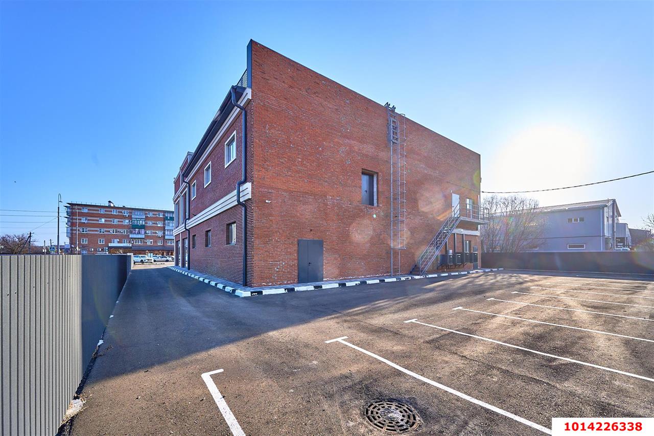 Фото №15: Коммерция 1176 м² - Динская, Прикубанский внутригородской округ, мкр. Витаминкомбинат, ул. Красная, 93